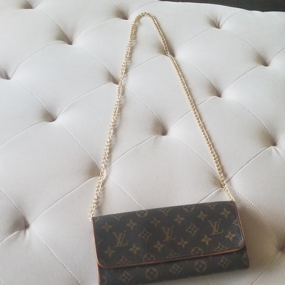 SOLD sale Extra photos100%Authentic twin pochette